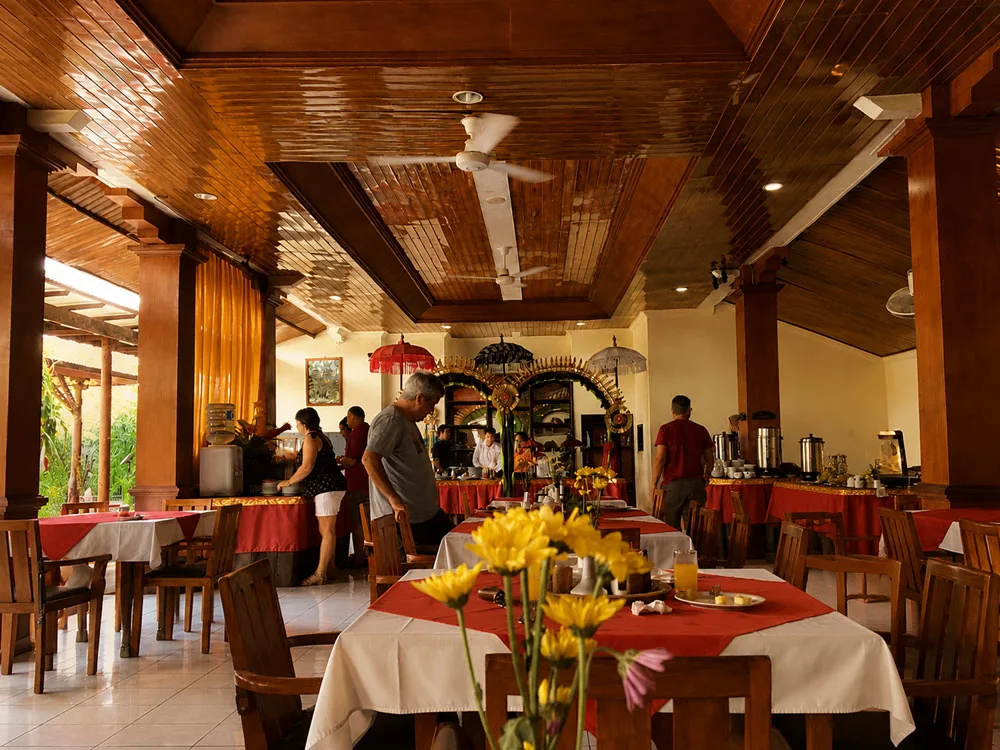 Restaurant and Dining at Swastika Bungalows